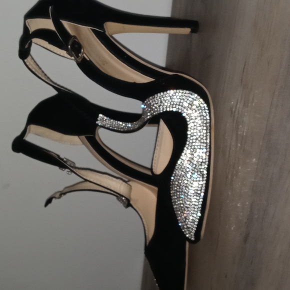 Digi Girls heels - Picture 2 of 6